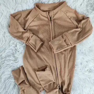 Cozy Camel Bamboo Sleeper