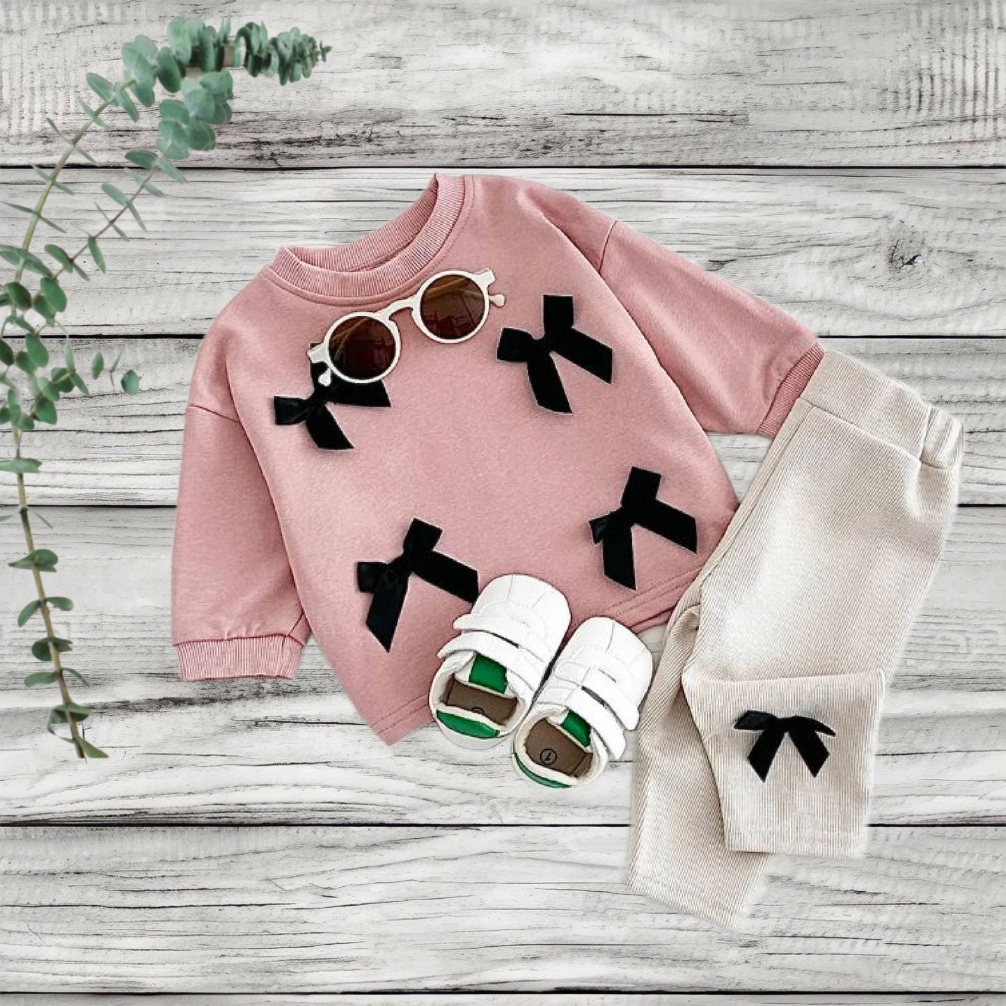Girls 2 Piece Pink Bow Set